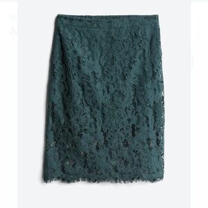 Petite Small Julieta Lace Green Scallop Party Skirt, Like New by Skies are Blue